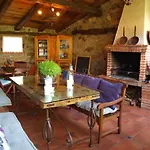 Casa Rural El Mirador De La Cigueena - En La Sierra A 10 Min De Segovia Farmház