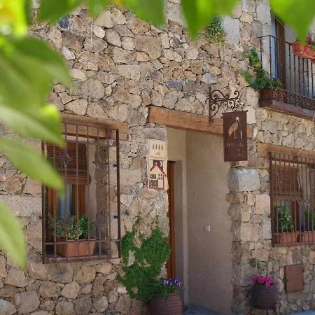 Casa Rural El Mirador De La Cigueena - En La Sierra A 10 Min De Segovia Çiftlik konaklama