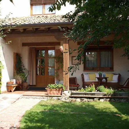 Farm stay El Mirador De La Cigueena *