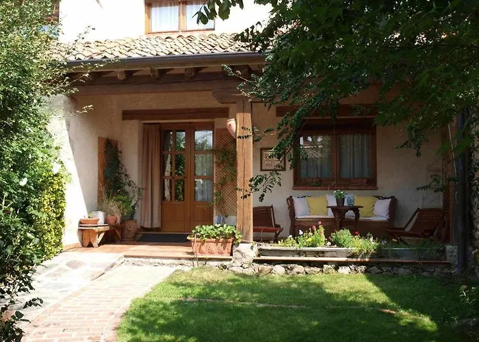 Çiftlik konaklama Casa Rural El Mirador De La Cigueena - En La Sierra A 10 Min De Segovia *