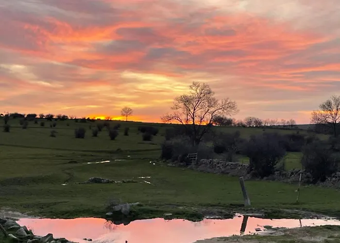 Casa Rural El Mirador De La Cigueena - En La Sierra A 10 Min De Segovia *